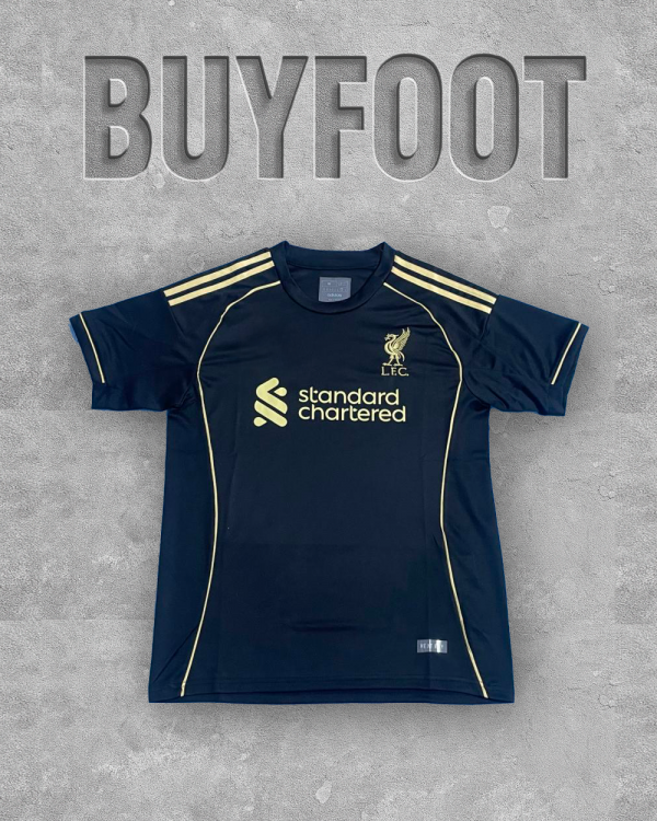 ⚫✨ Maillot Liverpool Extérieur 2025/2026 – Noir & Doré – Version Supporter