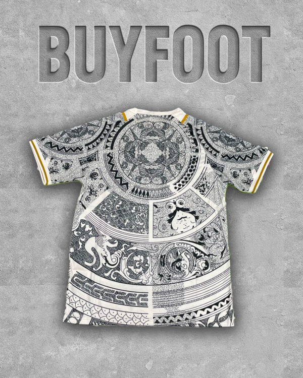 Maillot Italie Blanc & Or 2025/2026 – Motifs Baroques – Image 2